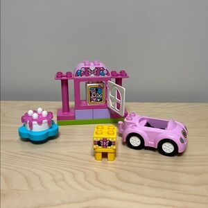 Lego Duplo Pink Building Block Set with Car and Cake
